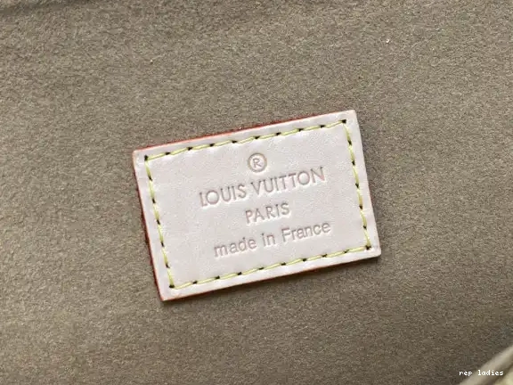 Cheap VUITTON DAUPHINE-28*20*11CM LOUIS 0506